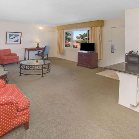 Travelodge Inn & Suites By Wyndham Yucca Valley/Joshua Tree Exterior foto